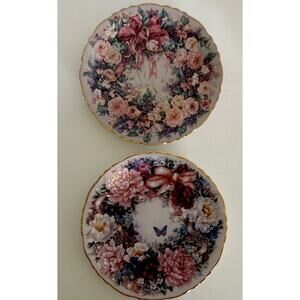 Bradford Exchange Decor Plates 1994 “Circle Of Love” “Circle Of Elegance” Both